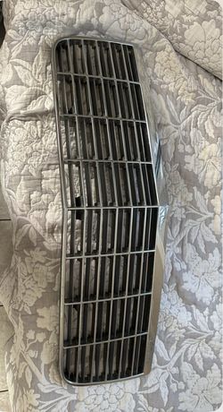 Cadillac Fleetwood Grille