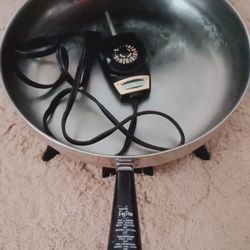 Farberware 12  Inch 400 F Electric Fry Pan