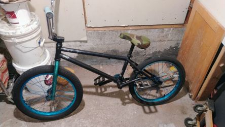 BMX bike