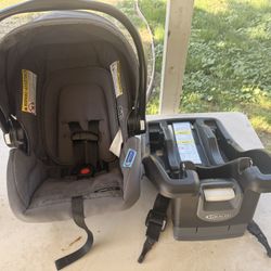 Graco Car Seat And Base 