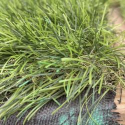 Snow Artificial Grass - Per Square Feet 