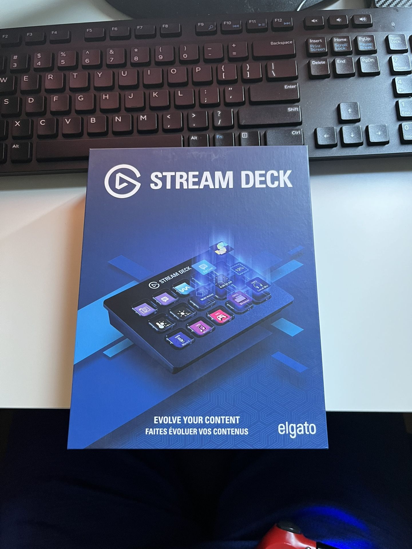 Elgato Stream Deck - Custom A 15 Pack of LCD Key with Live Content Create controller