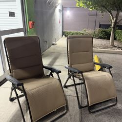 Zero Gravity Reclining Patio Chairs (Set of 2)