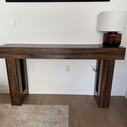 Brand New entry way table for sale