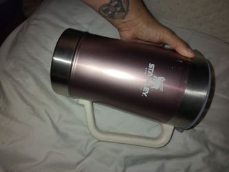 stanley pitcher