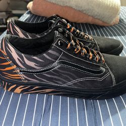 Vans X Discovery Project CAT 