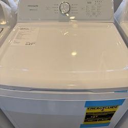 Frigidaire 4.1 Cu. Ft. White Agitator Top Load Washer