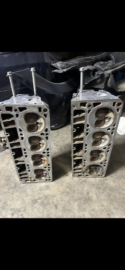 Chevy 05 5.3 Heads 