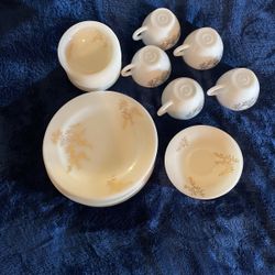 31 Pieces Federal  Dishes 