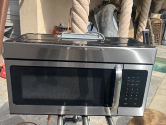 Countertop Frigidaire Microwave