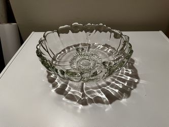 Vintage Mid Century Modern Indiana Glass "Sunflower" pattern, 11 inch diameter, 3-footed Bowl