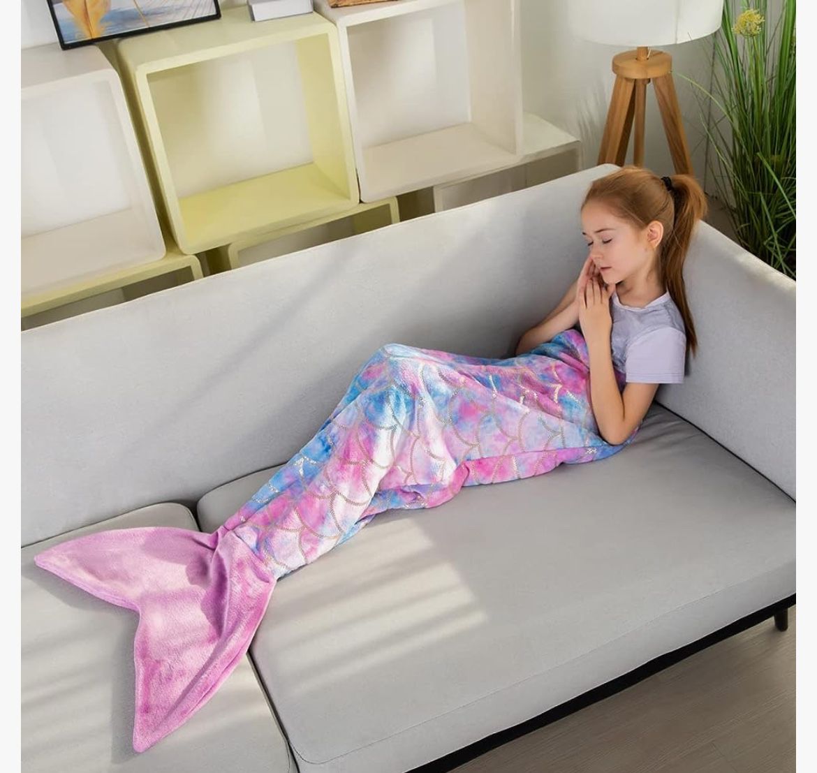 Mermaid Tail plush blanket