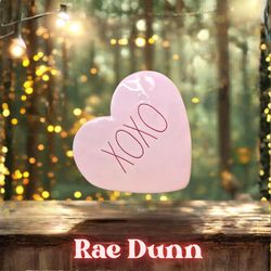 NWOT Rae Dunn XOXO Valentine's Day Decor