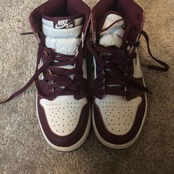 Jordan 1 Retro High OG Bordeaux