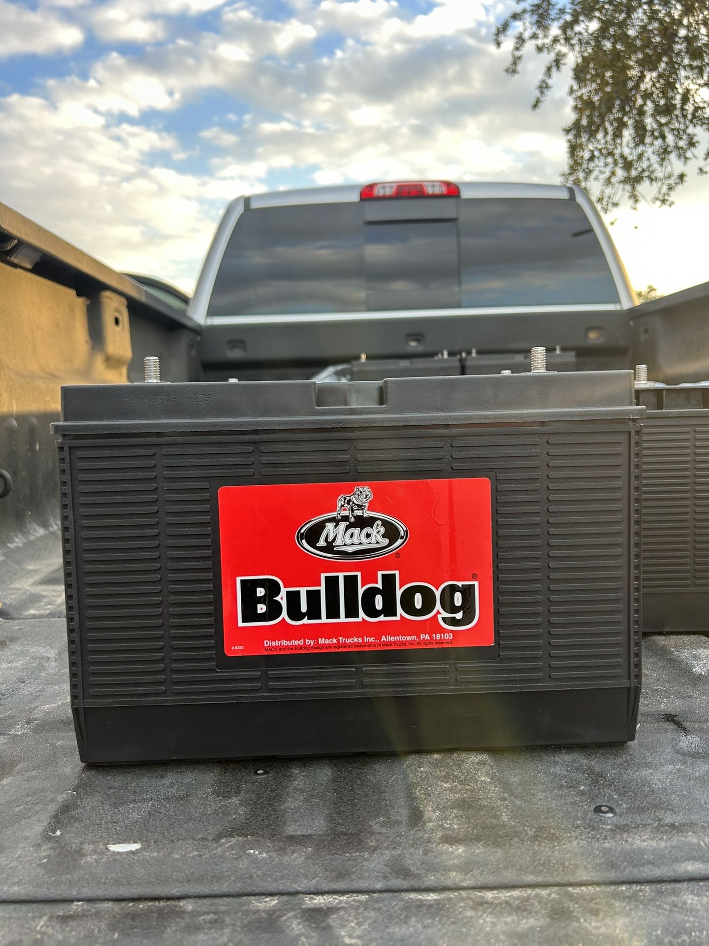 Truck Batteries!! Baterías De Camión!!!