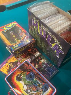 Collectible Comic Memorabilia Lot