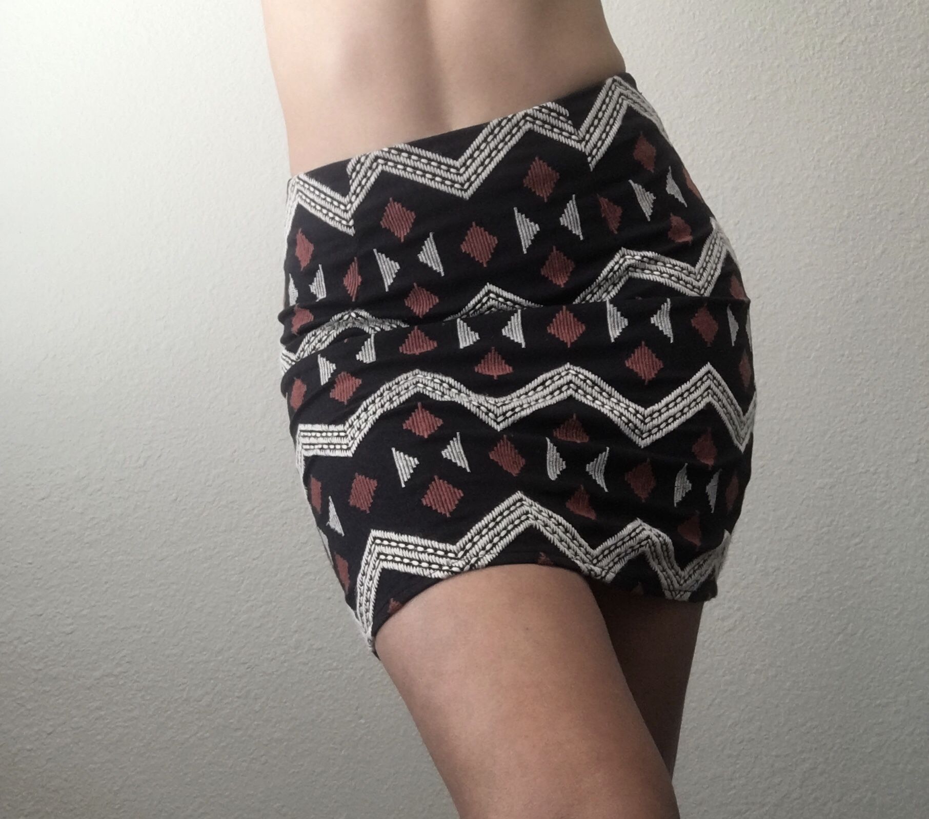 Forever 21 Geometric Embroidered Skirt