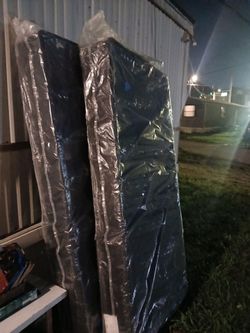 Free box springs and other stuff