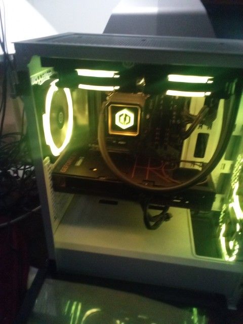 2 Gaming Desktops 2 Monitors + Microphone Keyboard And Mouse