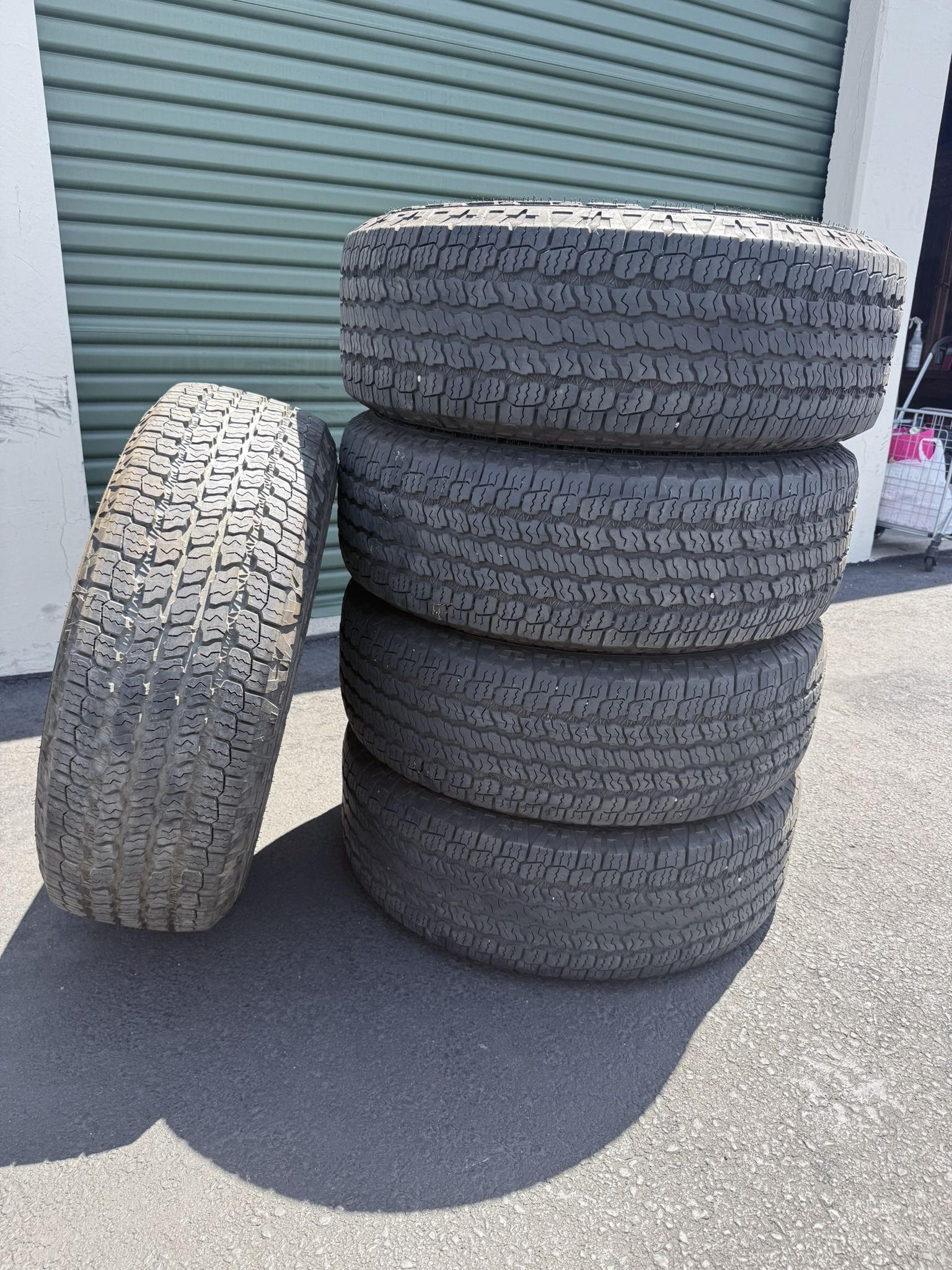 (5) 265/70R16 Goodyear Wrangler