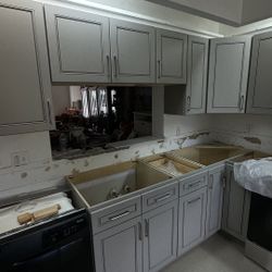Kitchen Cabinets 