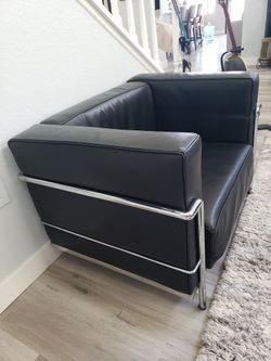 Cassina LC3 Grand Confort Modele Armchair