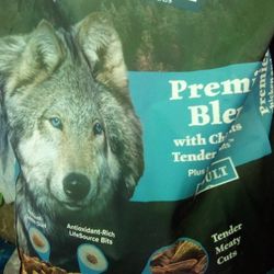 Blue Wilderness Premier Blend Chicken Adult Dog Food