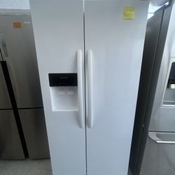 Frigeraire Beautiful White Side By Side Refrigerator 