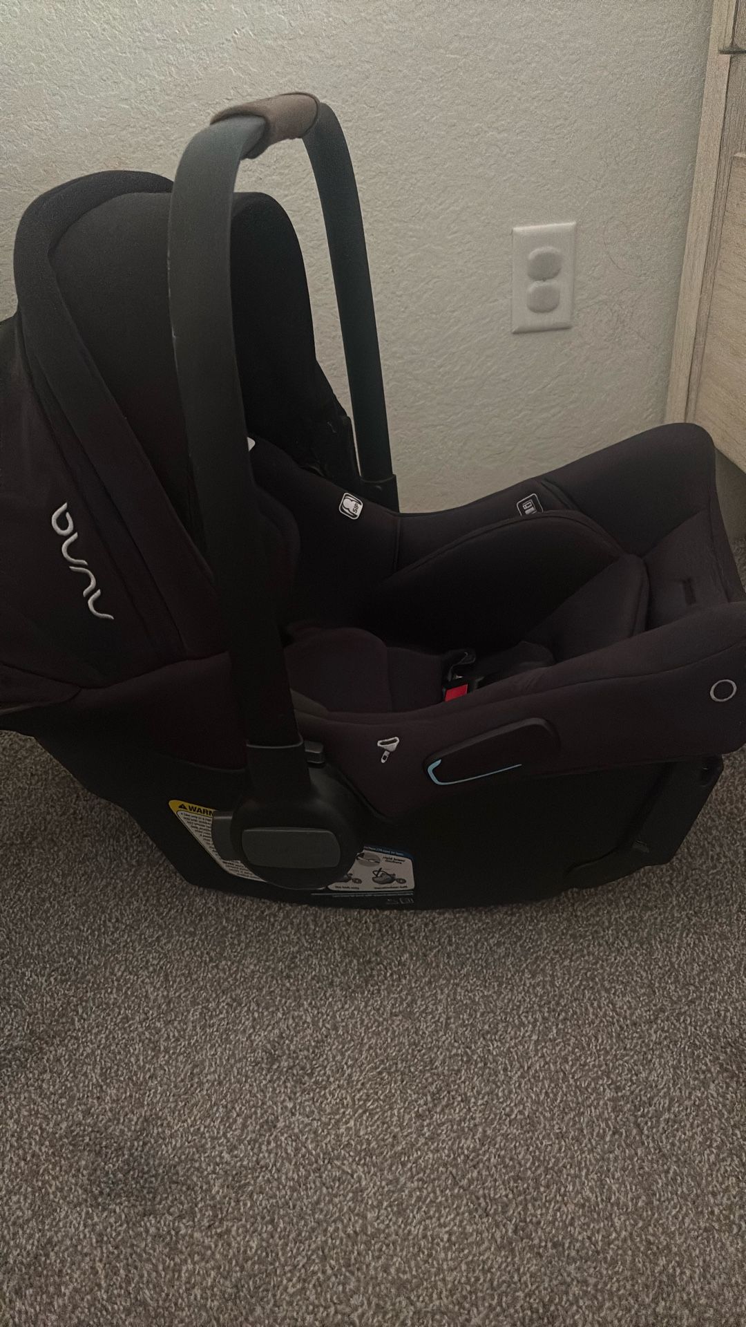 Nuna pipa infant carseat