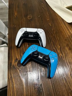 PS5 Controllers