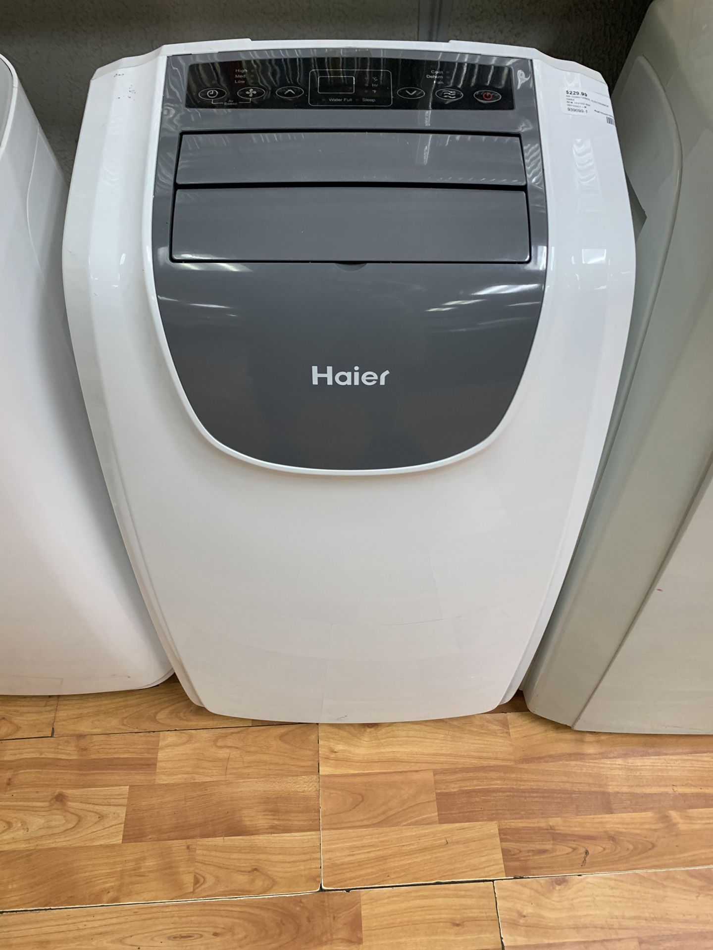 Haier Air conditioner 12,000 BTU!