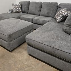 Brand New Gray Ashley Sectional
