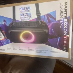 JBL partybox On The Go Essential 