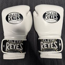 Cleto Reyes Boxing Gloves 