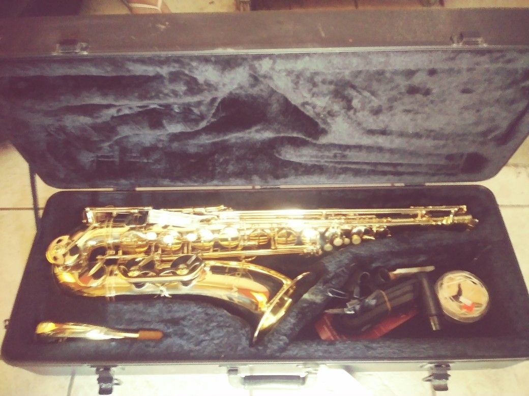 Seimer Aristocrat Student Tenor Saxophone