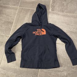 Women North Face Sweater