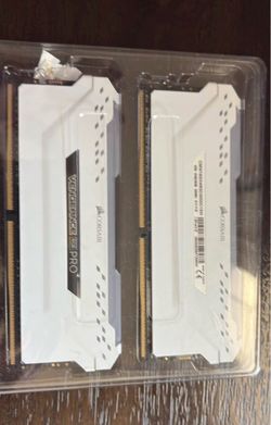 DDR4 vengeance pro 8x2 gb