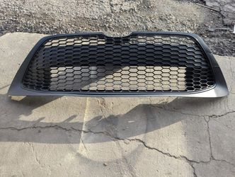20-24 Corolla Upper Grille 