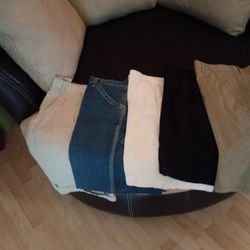 Men's Walking Shorts Size 34.