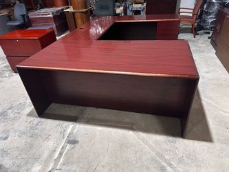 HON”OFFICE DESK U-SHAPE DESK