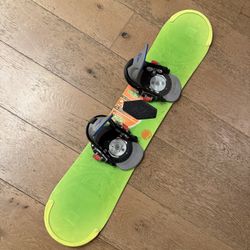120cm Kids Burton Snowboard 