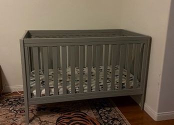 Baby crib