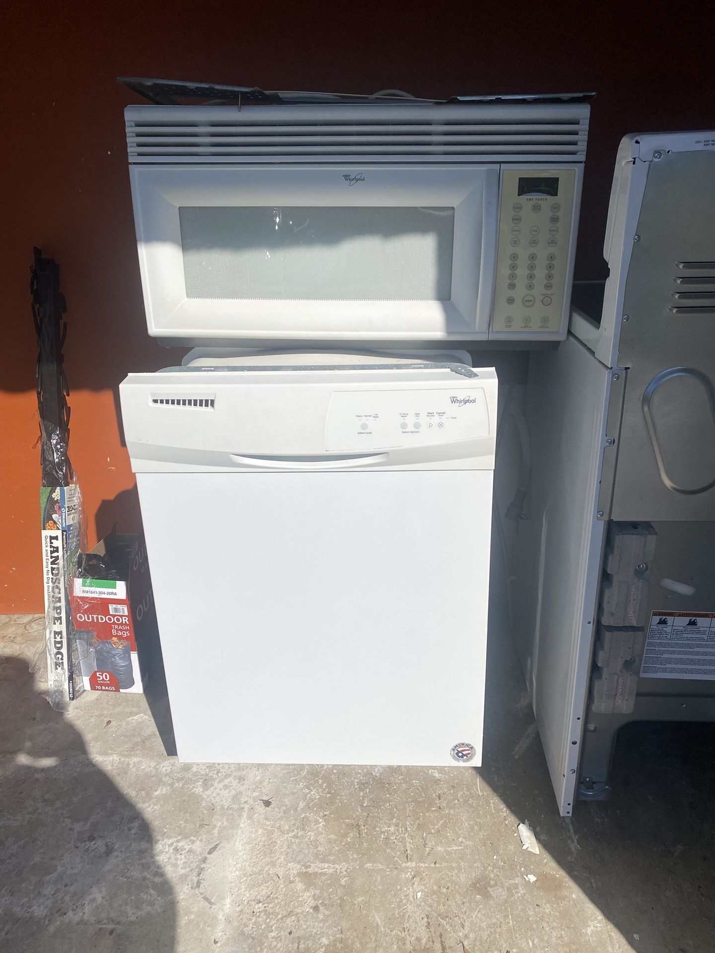Microwave And Dishwasher