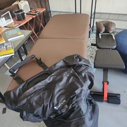 Professional MASSAGE TABLE