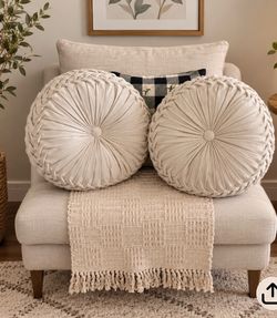 2 big pillows used