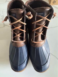 Sperry Waterproof Lace Up Duck Boot (Women) sz 6.5