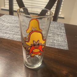 Vintage Yosemite Sam looney tunes glass cup
