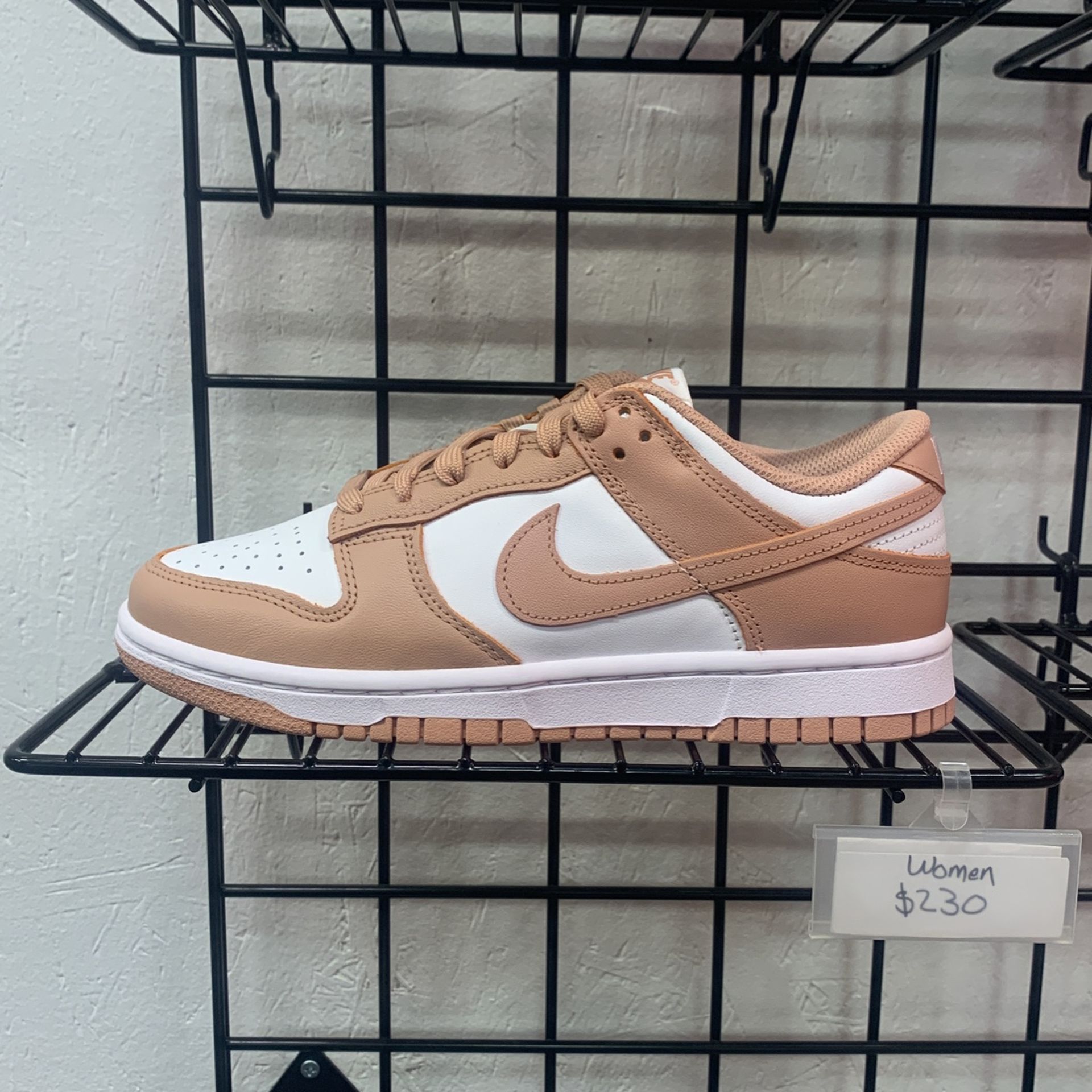 Nike Dunk Low Rose Whisper