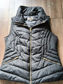 Talbots Black Quilted Down & Waterfowl Feather Vest Gold-Tone Zipper MP