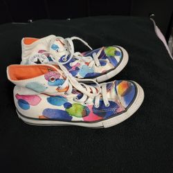 Converse slightly used size 3